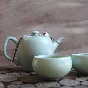 Ru Lotus porcelain teapot Lin's Ceramics Studio 250 ml - Teapot - Set, Teapot - infusion.organic