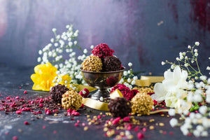 Signature Truffle Set: Pistachio, Raspberry - Chocolate - Chocolate - infusion.organic