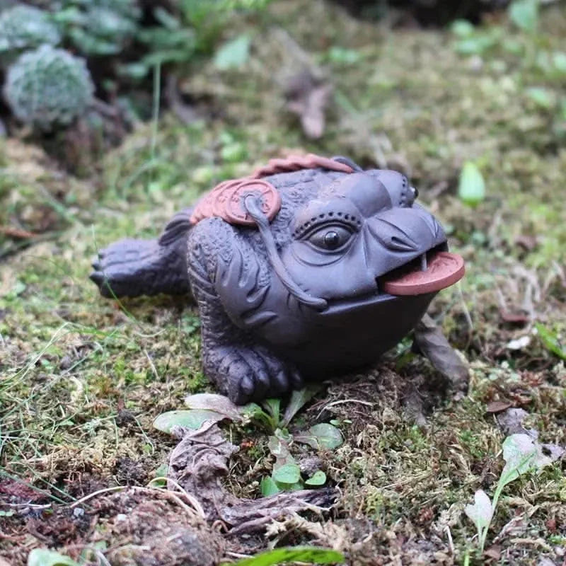 Ceramic tea frog figurine with coin - Figurines - Figurines, Tea Ceremony - infusion.organic