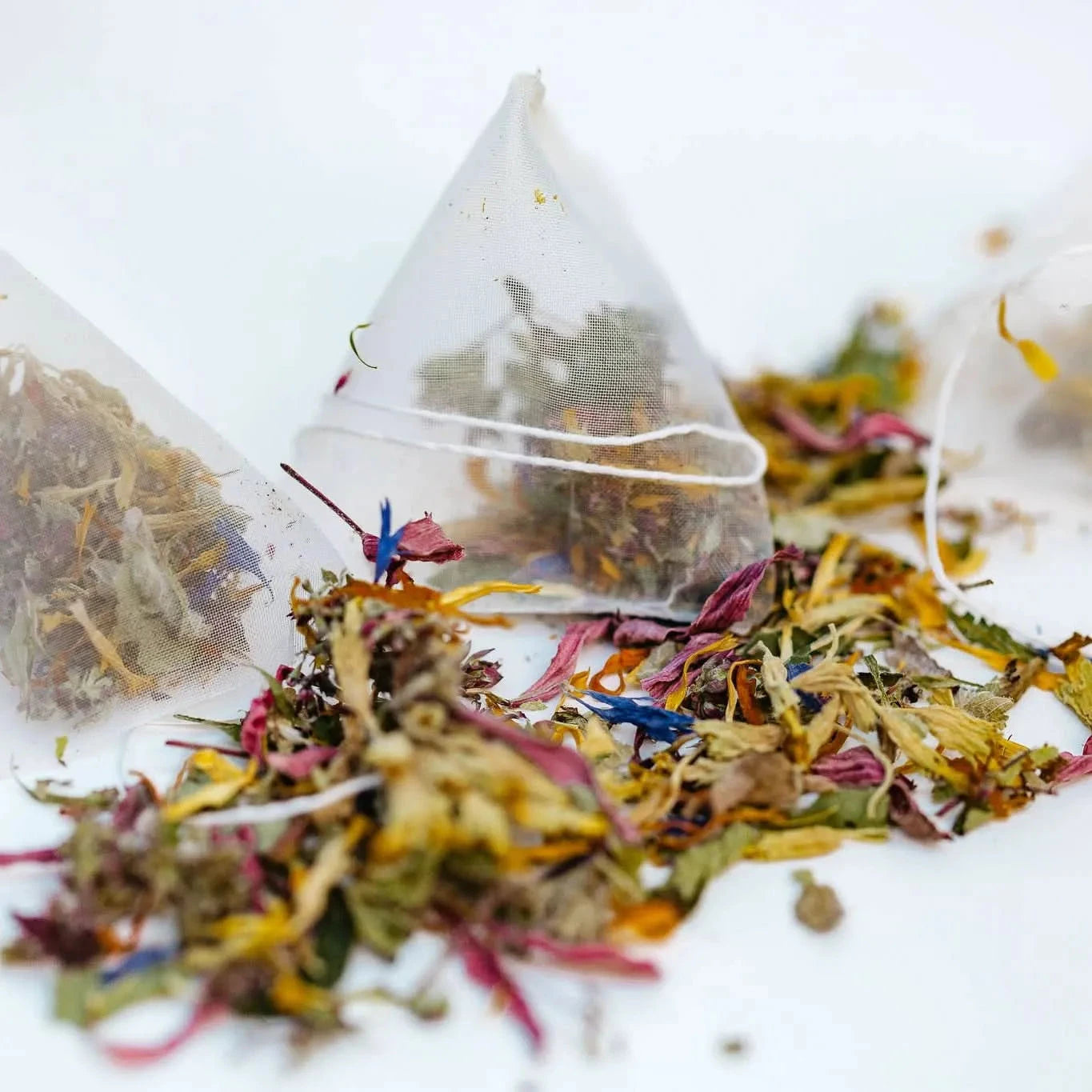 Herbal tea sachets 4 FLAVOURS, case of 100pcs, organic tea-Plūkt-infusion.organic