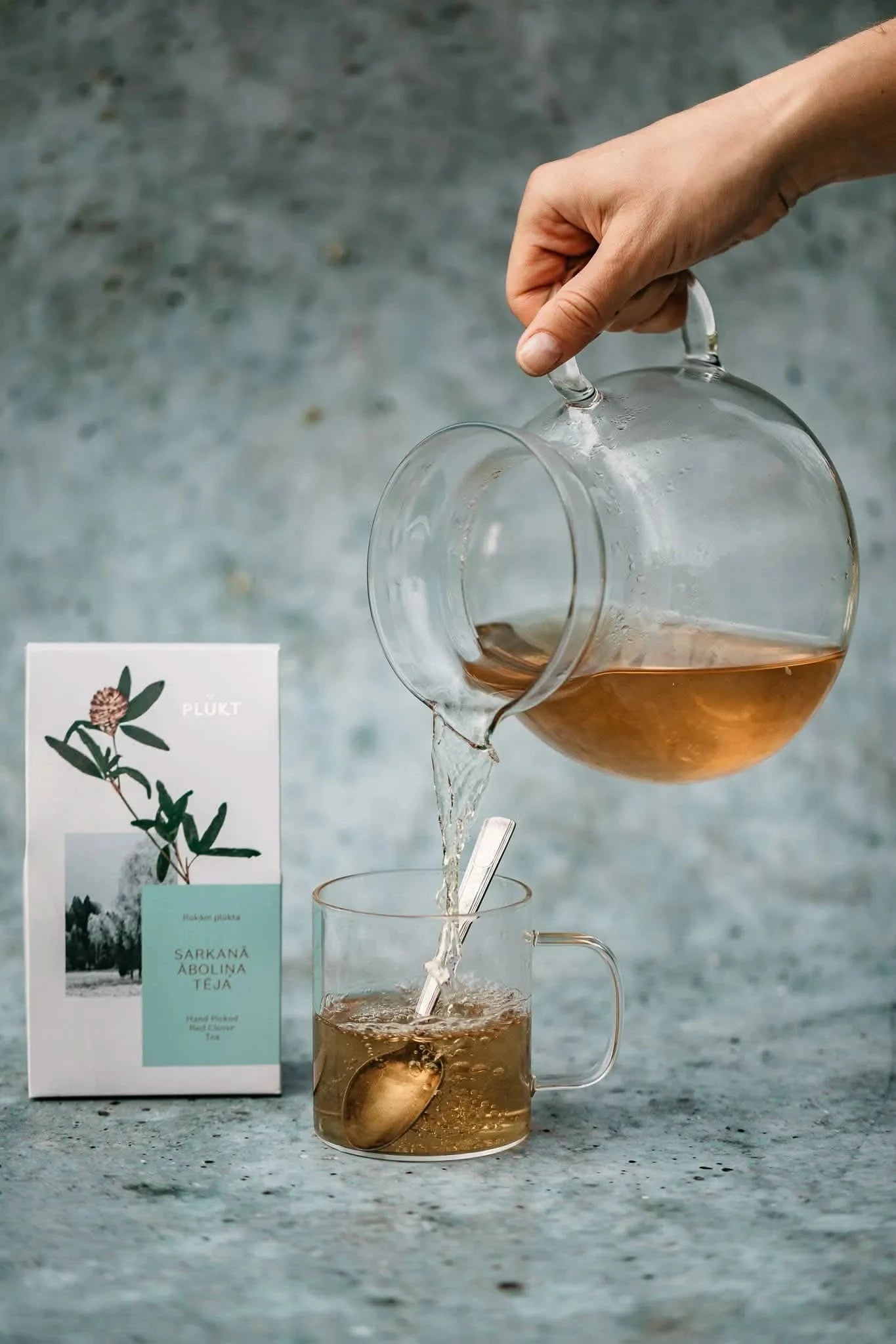 Red Clover Tea -loose tea,wellness tea,organic herbal tea-Plūkt-infusion.organic