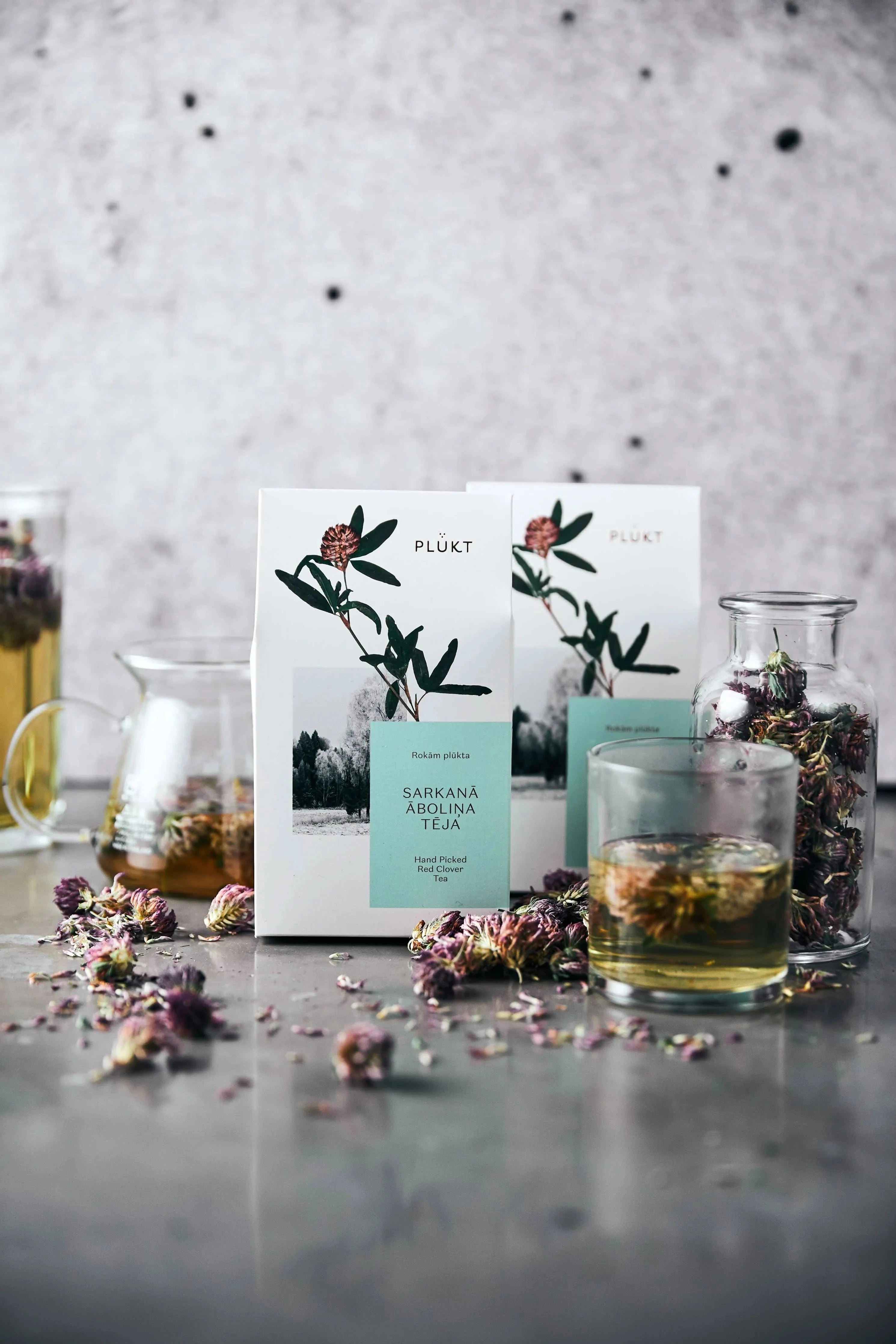 Red Clover Tea -loose tea,wellness tea,organic herbal tea-Plūkt-infusion.organic