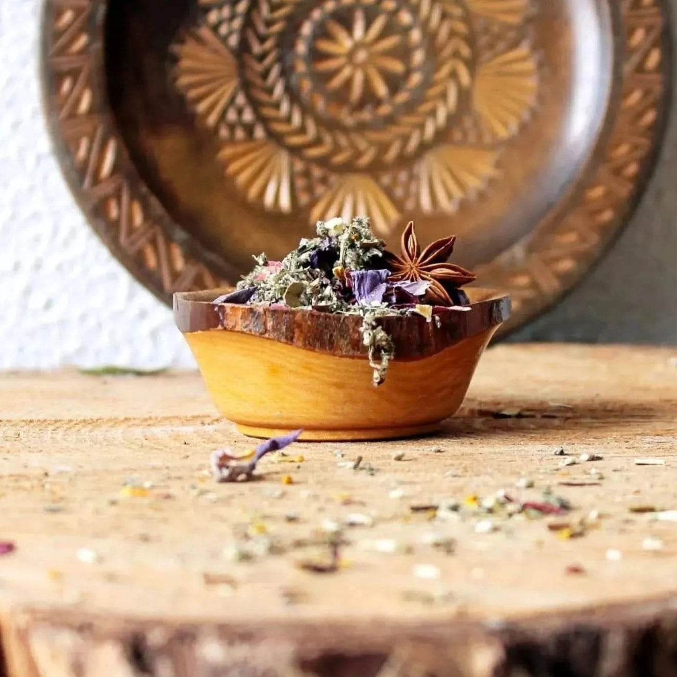 Priestess Tea: Lotus, Mugwort, Anise, Turmeric Chakra Blend - Magical Tea - infusion.organic